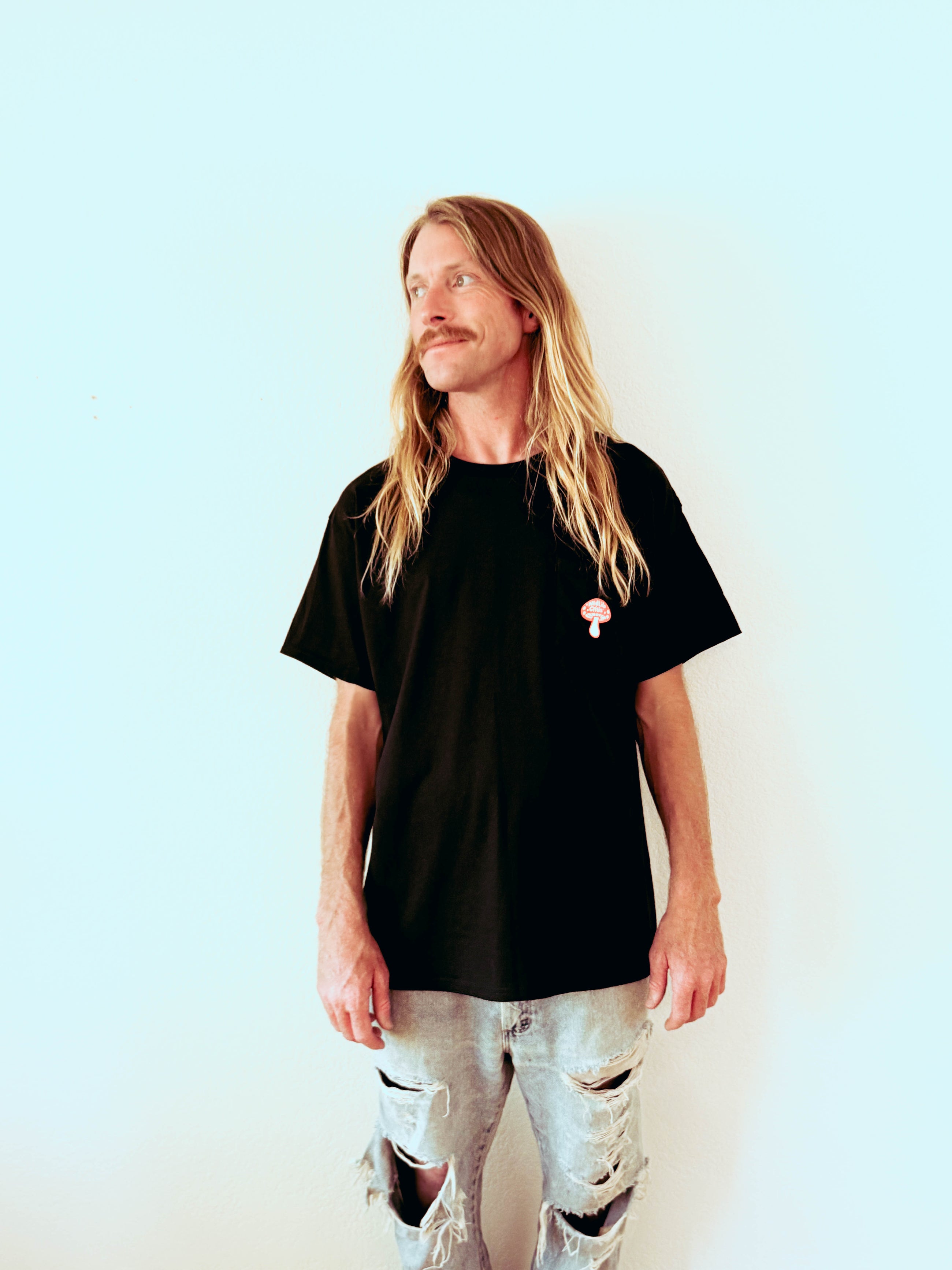 Shroomin' Pocket Tee - Black