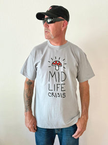 Big Peaking Tee - Grey