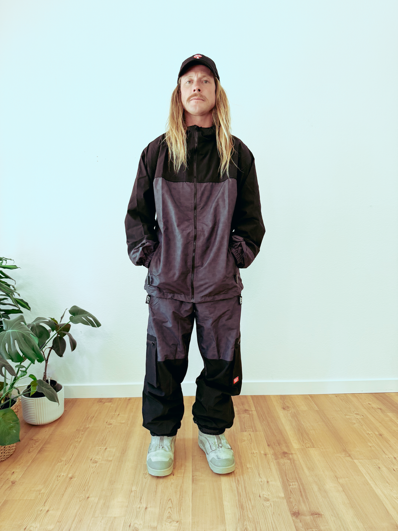 Shroomin Snowboard Pants - Blackout